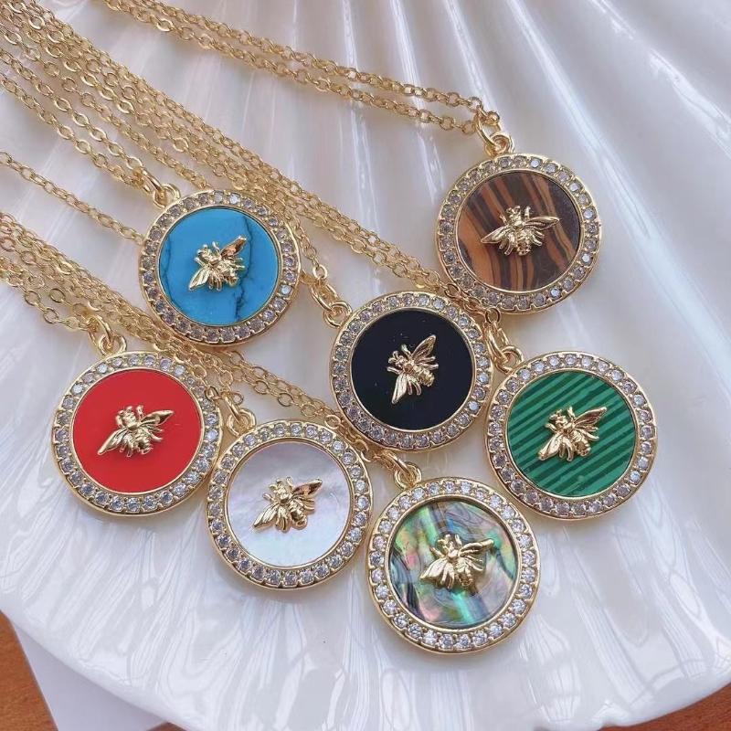 Pendant Necklaces High Quality Round With CZ Bee Charms Necklace Gold Color Assortes Stone Shell For Women Lady GiftsPendant
Pendant Necklaces High Quality Round With CZ Bee Charms Necklace Gold Color Assortes Stone Shell For Women Lady GiftsPendant