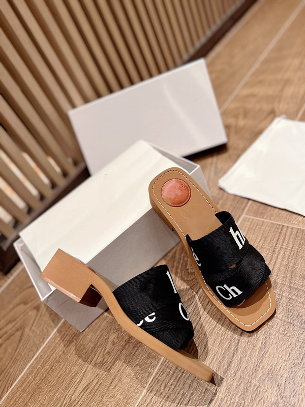 2021 Slipper Designer Slide Summer sandals Fashion Beach Indoor Flat Flip Flops Leather Lady Women Shoes Ladies Slippers
2021 Slipper Designer Slide Summer sandals Fashion Beach Indoor Flat Flip Flops Leather Lady Women Shoes Ladies Slippers