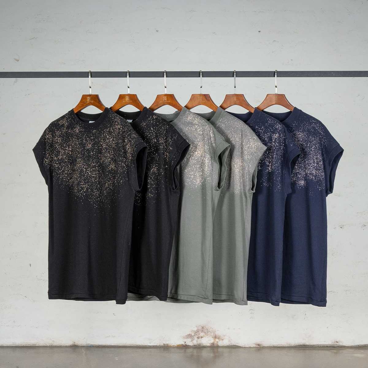 Men' Tank Tops 2022 summer new spray point starry sky gradient washing old vest high street loose sleeveless T-shirt men' fashion, Black
Men' Tank Tops 2022 summer new spray point starry sky gradient washing old vest high street loose sleeveless T-shirt men' fashion, Black