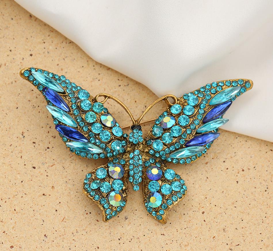 Rhinestone Butterfly Brooch Christmas Birthday Lapel Jewelry Gift Crystal Silver Plated Animal Insect Corsage Pin Bling Fashion Women Girl Accessories