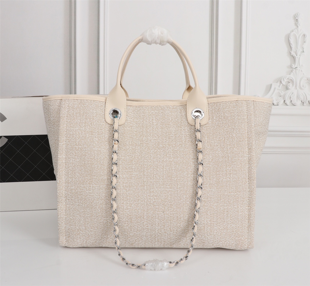 2022 Fashion luxury handbags Designer bags Cross Body Handbag Shoulder Bag High quality Large Capacity embroidered shopping Tote, Ch 1 
2022 Fashion luxury handbags Designer bags Cross Body Handbag Shoulder Bag High quality Large Capacity embroidered shopping Tote, Ch 1