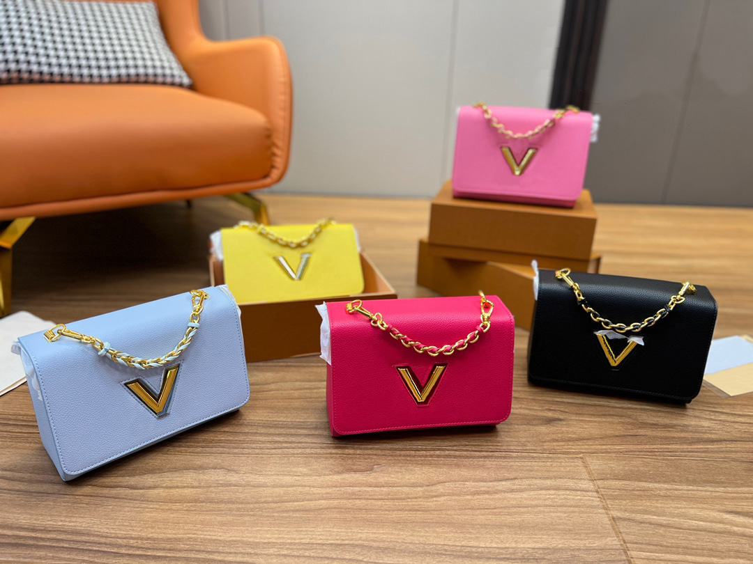 TZ Ladies classical Twist Denim Medium Flap Bag Adjustable Long Chain Free Sliding Crossbody Bag Small and Elegant all-match water ripple design Shoulder Bags 23CM, Customize
TZ Ladies classical Twist Denim Medium Flap Bag Adjustable Long Chain Free Sliding Crossbody Bag Small and Elegant all-match water ripple design Shoulder Bags 23CM, Customize