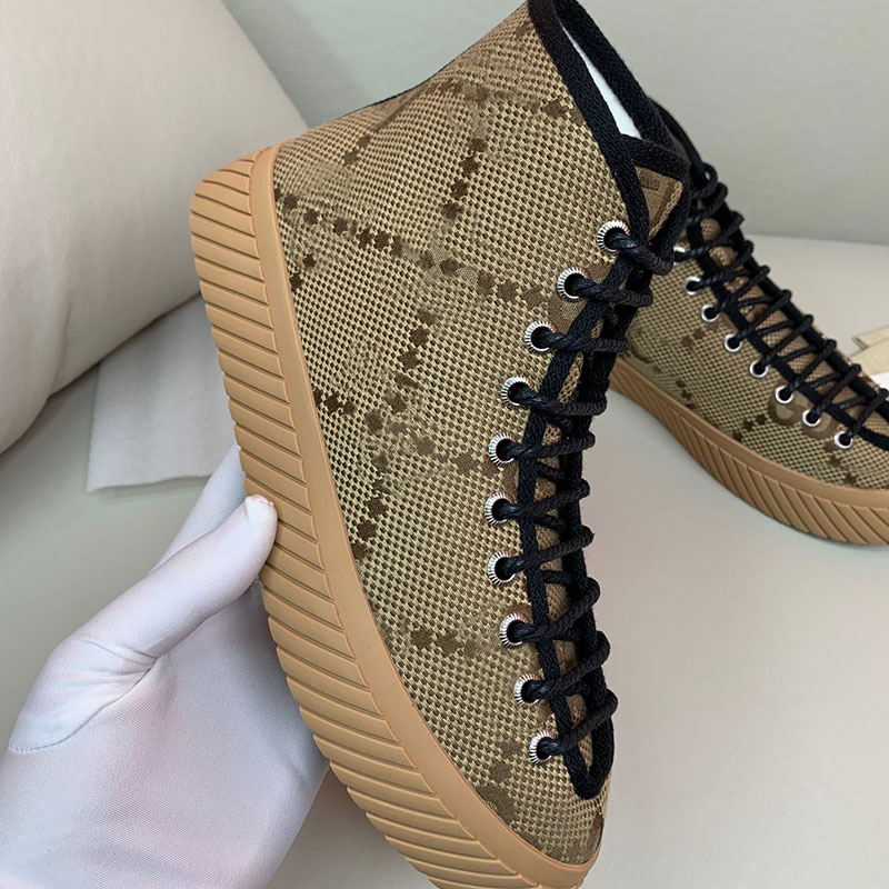 High Top Sneakers Womens Boys Sports Canvas Shoes Lightweight Soft Rubber Sole Mens Women Luxury Designer Outdoor Casual Shoes Size 35-46
High Top Sneakers Womens Boys Sports Canvas Shoes Lightweight Soft Rubber Sole Mens Women Luxury Designer Outdoor Casual Shoes Size 35-46
