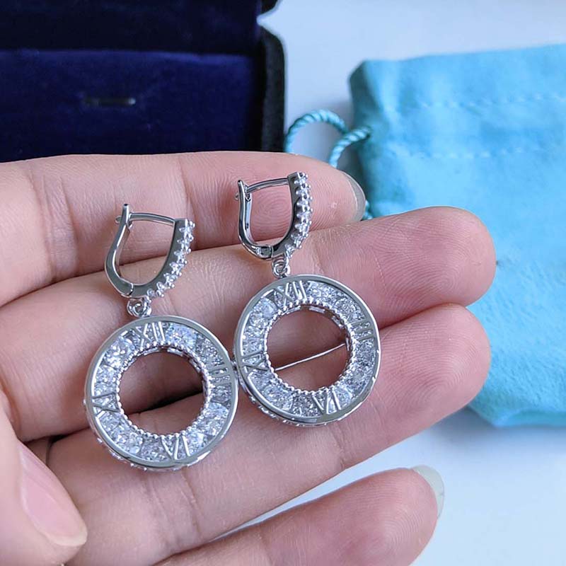 Fashion Brand Dangle Designer Earrings For Lady Women Party Wedding Lovers Gift Engagement Luxury Diamonds Jewelry
Fashion Brand Dangle Designer Earrings For Lady Women Party Wedding Lovers Gift Engagement Luxury Diamonds Jewelry