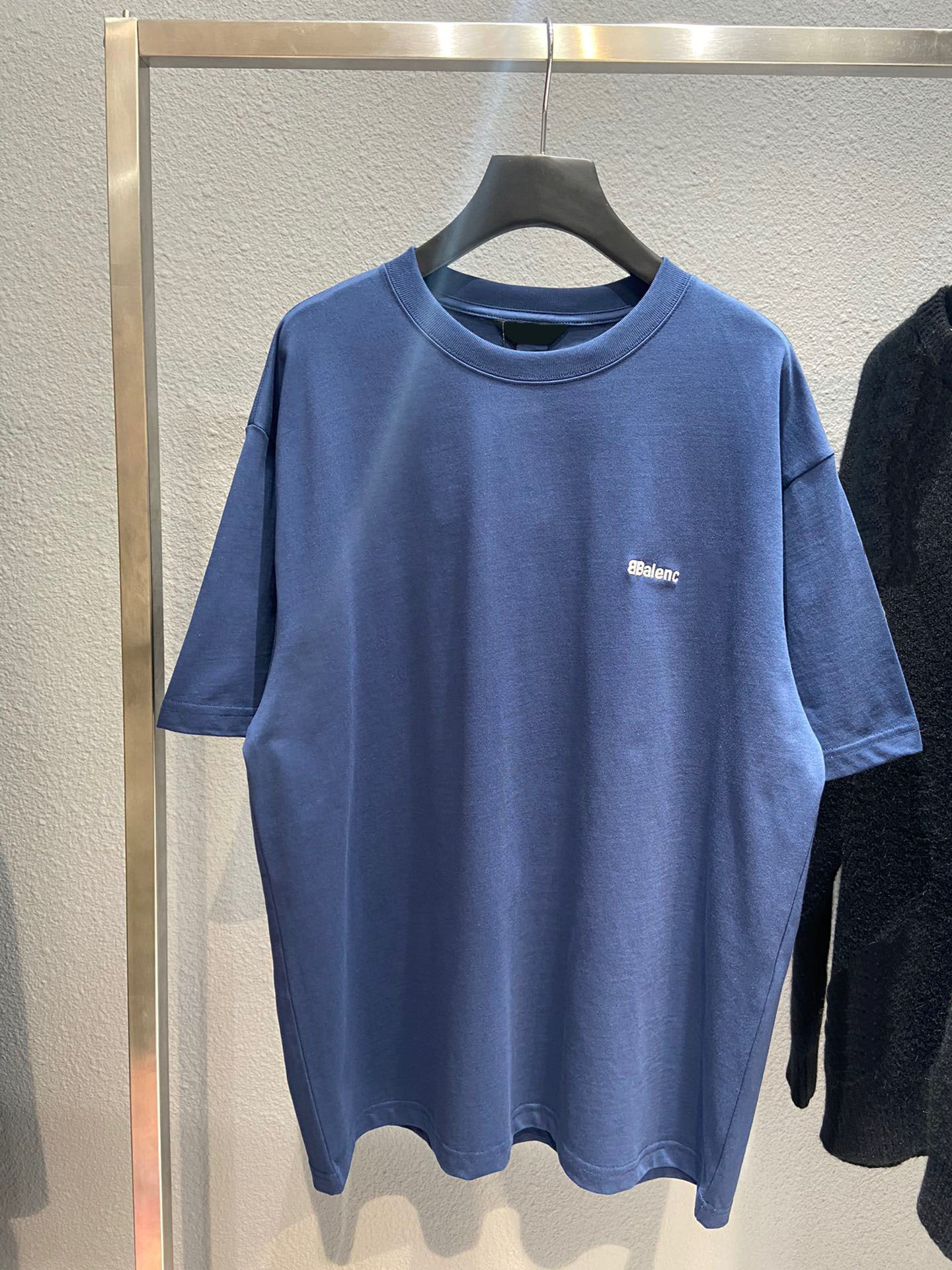 Men's Plus Tees & Polos Round neck embroidered and printed polar style summer wear with street pure cotton w224
Men's Plus Tees & Polos Round neck embroidered and printed polar style summer wear with street pure cotton w224