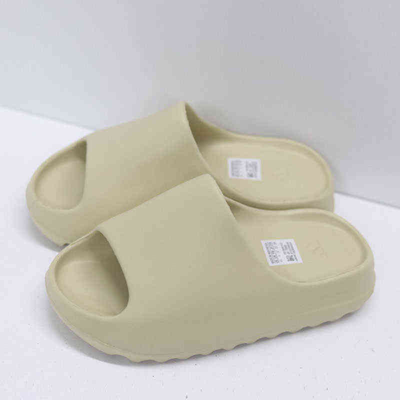 Fashion EVA Foam Runner Kan Slides Toddlers Infants Kids Childrens Slippers Triple Red White Black Desert Sand Bone Resin Sandals, Color 3
Fashion EVA Foam Runner Kan Slides Toddlers Infants Kids Childrens Slippers Triple Red White Black Desert Sand Bone Resin Sandals, Color 3
