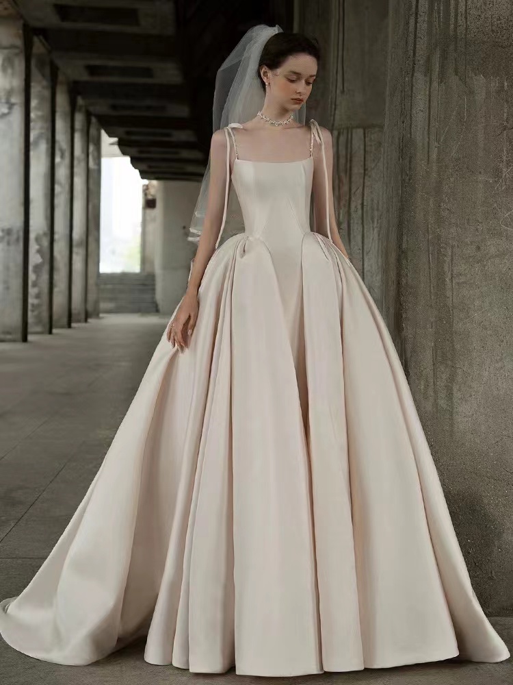 Graceful New Ball Gown Wedding Dresses Spaghetti Strap Strapless Satin Hidden Zipper Bridal Gowns A Line Dresss with Sweep Train