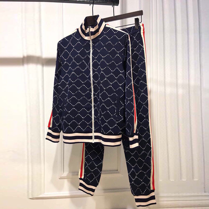 Men's Tracksuits Fashion Casual Suits Mens Designer Spring Autumn Clothing 2pcs Jacket Sports Trousers Suite, G4
Men's Tracksuits Fashion Casual Suits Mens Designer Spring Autumn Clothing 2pcs Jacket Sports Trousers Suite, G4
