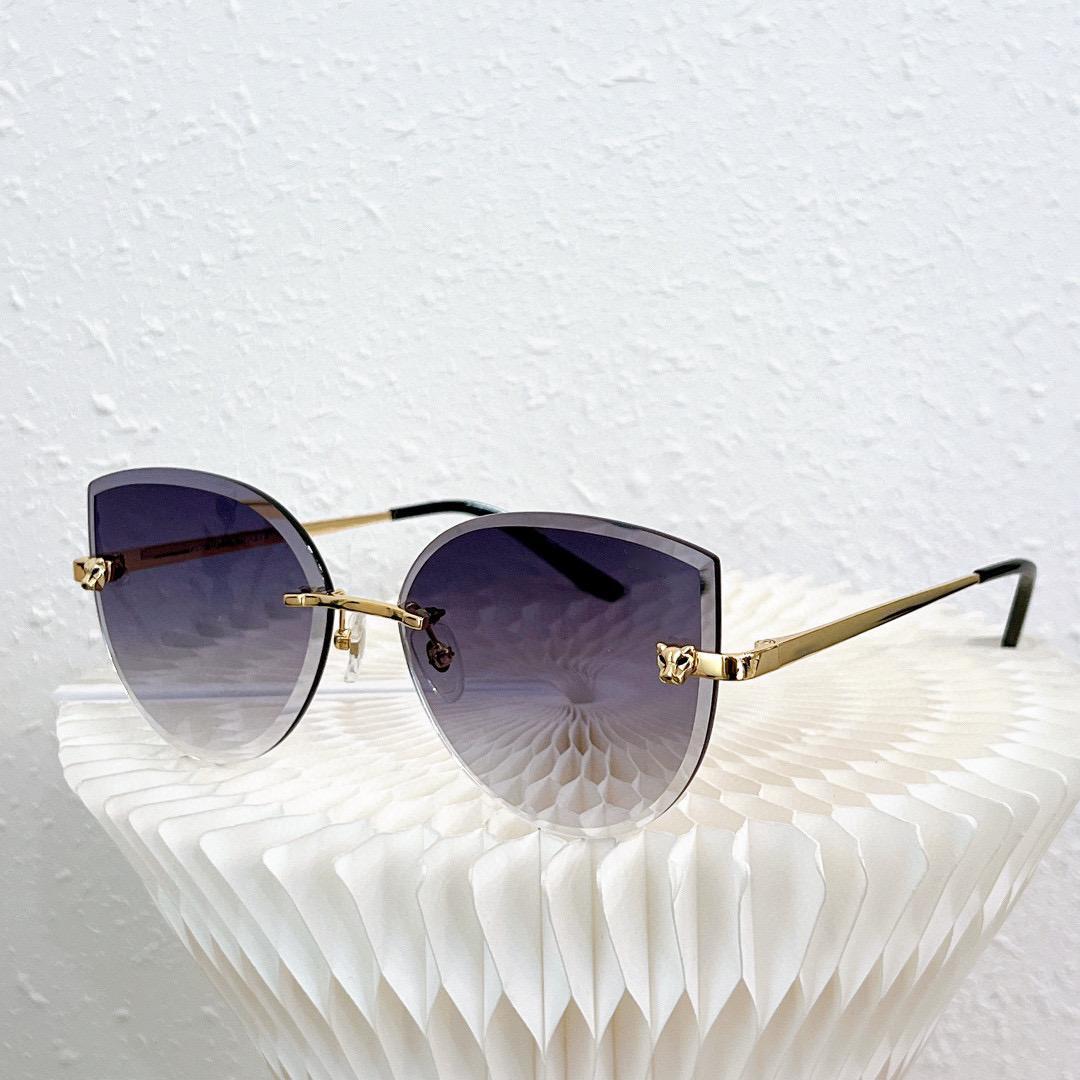 Sunglasses For Women Men Summer 0156S Style Anti-Ultraviolet Retro Plate Square Frameless Fashion Eyeglasses Random Box
Sunglasses For Women Men Summer 0156S Style Anti-Ultraviolet Retro Plate Square Frameless Fashion Eyeglasses Random Box