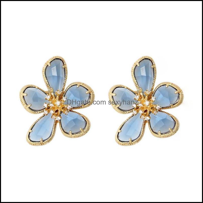 Stud Earrings Jewelry S925 Sier Needle Bohemian Large Petal Luxury Exaggerated High-Quality Women Glass Crystal Earring Bridal Versatile Ear
Stud Earrings Jewelry S925 Sier Needle Bohemian Large Petal Luxury Exaggerated High-Quality Women Glass Crystal Earring Bridal Versatile Ear