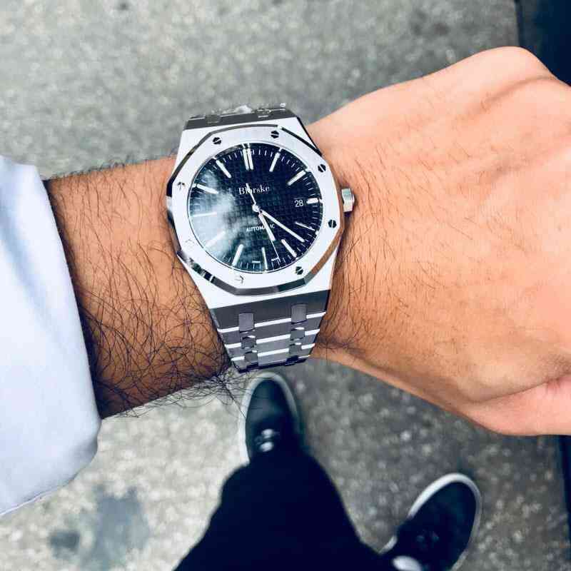 Luxury Mens Mechanical Watch Fm15500ap Royal Series Oak Automatic Sports Stainless Steel Tnek Swiss es Brand Wristwatch, Black surface with silver shell
Luxury Mens Mechanical Watch Fm15500ap Royal Series Oak Automatic Sports Stainless Steel Tnek Swiss es Brand Wristwatch, Black surface with silver shell