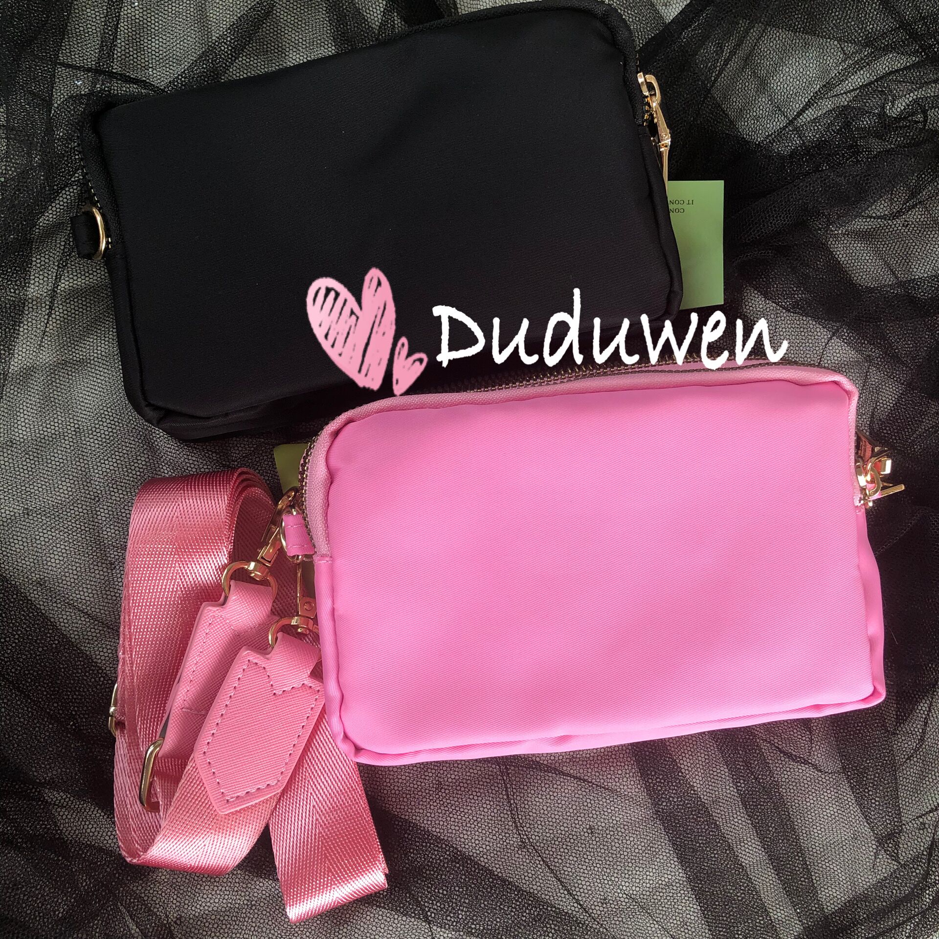 17X5X11cm classic triangle makeup storage bag fashion cosmetic pouch 3 zipper with strap organizer
17X5X11cm classic triangle makeup storage bag fashion cosmetic pouch 3 zipper with strap organizer