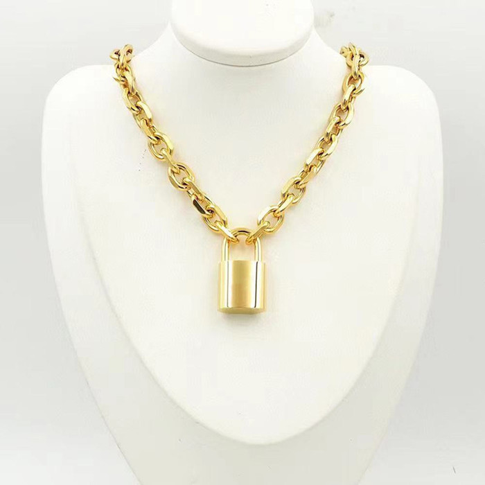 Mens Luxury Designer Jewelry gold necklaces for women trendy heavy hip hop thick chain punk style stainless steel silver fashion name necklace lock pendant
Mens Luxury Designer Jewelry gold necklaces for women trendy heavy hip hop thick chain punk style stainless steel silver fashion name necklace lock pendant