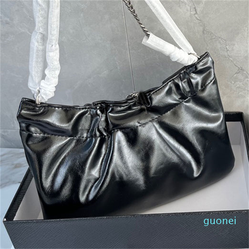 2022 mini leather shoulder bag Elegant retro Chain Crossbody Bag pacpac leather hobobag Underarm cloud pack, Customize
2022 mini leather shoulder bag Elegant retro Chain Crossbody Bag pacpac leather hobobag Underarm cloud pack, Customize