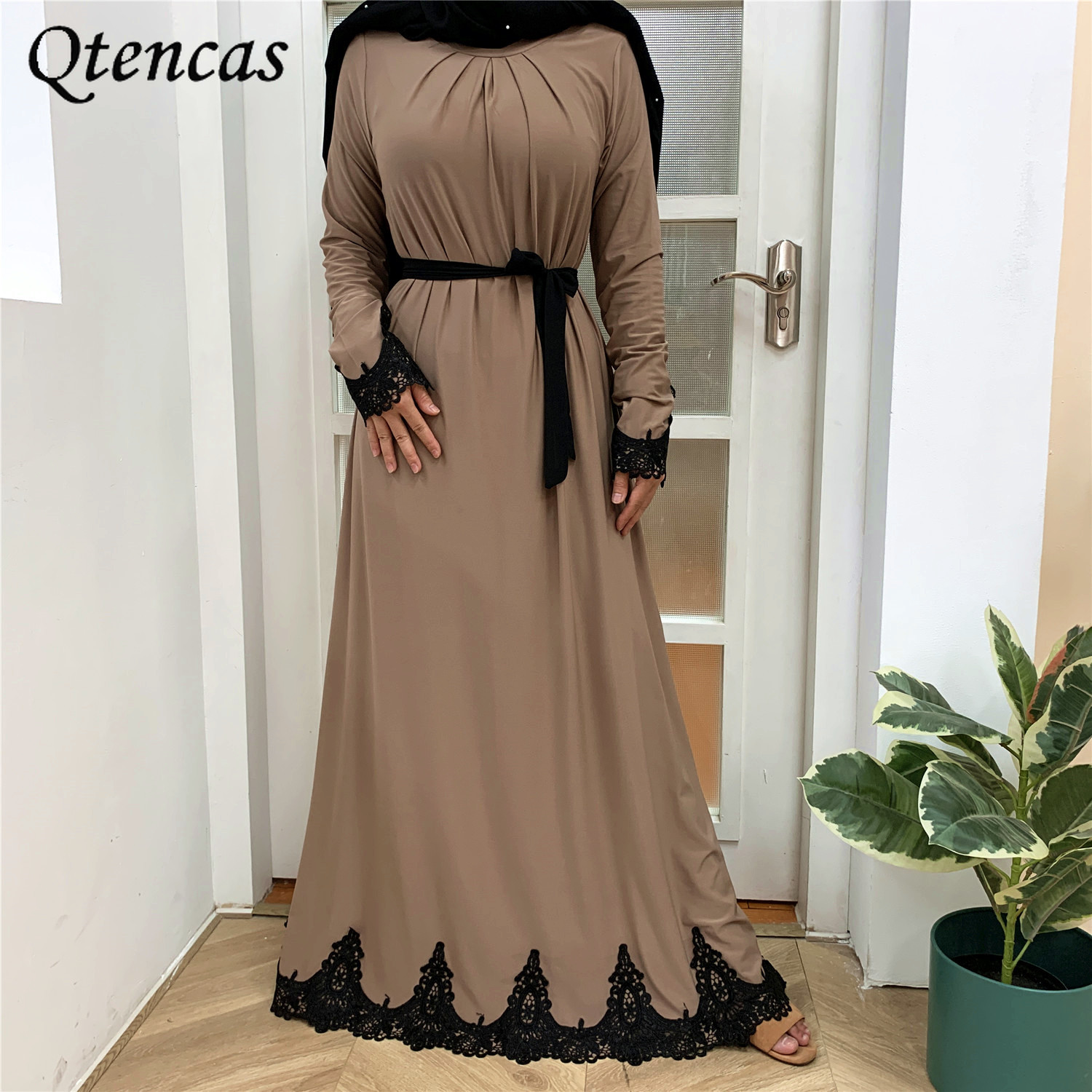 Ramadan Muslim Dress Women Dubai Abaya Turkey Turkish Hijab Dresses Kaftan Islamic Clothing De Moda Musulmana Vestidos Largos
Ramadan Muslim Dress Women Dubai Abaya Turkey Turkish Hijab Dresses Kaftan Islamic Clothing De Moda Musulmana Vestidos Largos