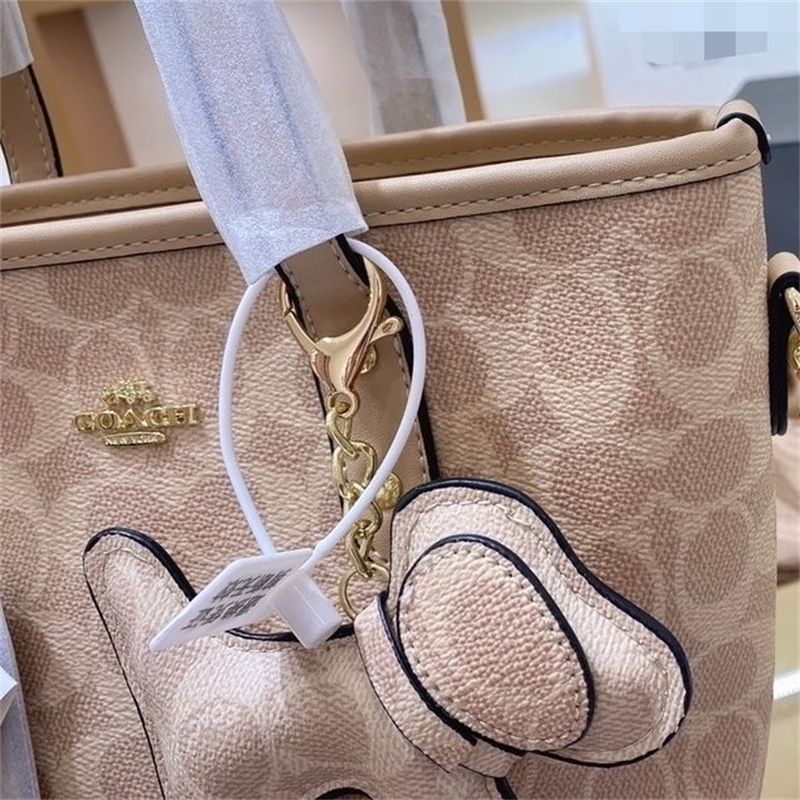 Designer coac Handbags Classic Vegetable Basket Small Shopping Bag Fashionable and Versatile One Shoulder Messenger Yzl, Black
Designer coac Handbags Classic Vegetable Basket Small Shopping Bag Fashionable and Versatile One Shoulder Messenger Yzl, Black