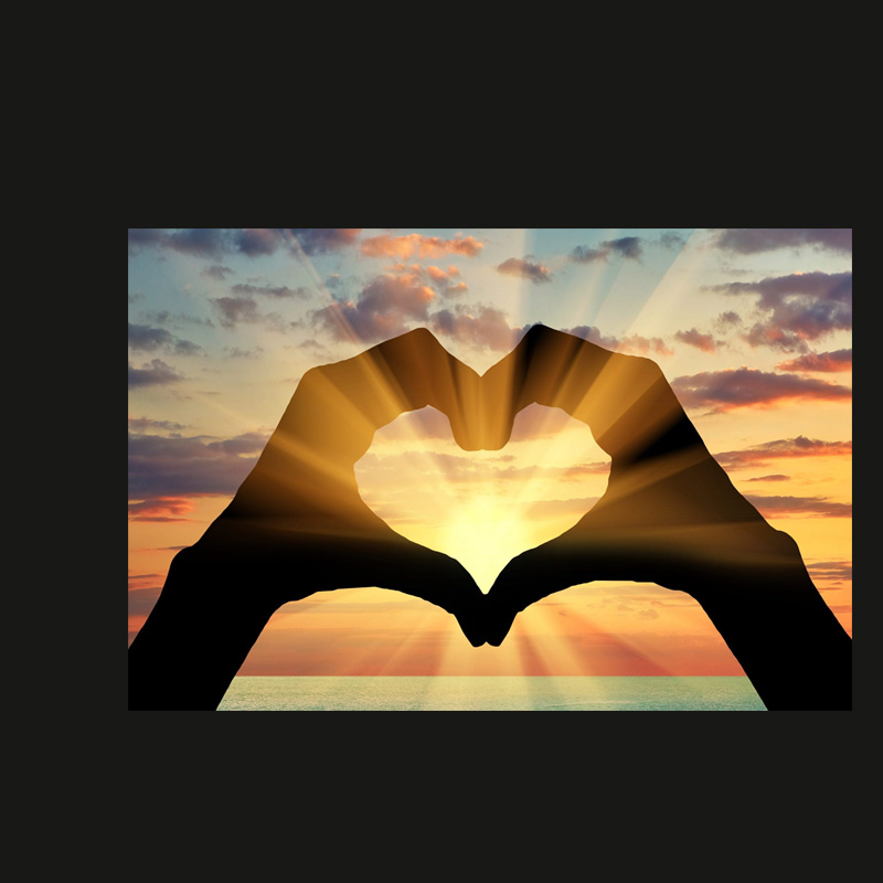 Sweet Hearts Hands Sunset Landscape Canvas Art Painting Nordic Posters and Prints Cuadros Wall Art Picture for Living Room Decor
Sweet Hearts Hands Sunset Landscape Canvas Art Painting Nordic Posters and Prints Cuadros Wall Art Picture for Living Room Decor