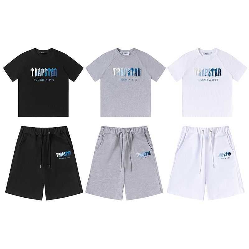 Men Fashion Designer Trapstars White Blue Towel Embroidered Short Sleeved Shorts Set European and American Fashion Brand Original Customization for Foreign Trade, Black suit (top + shorts)
Men Fashion Designer Trapstars White Blue Towel Embroidered Short Sleeved Shorts Set European and American Fashion Brand Original Customization for Foreign Trade, Black suit (top + shorts)