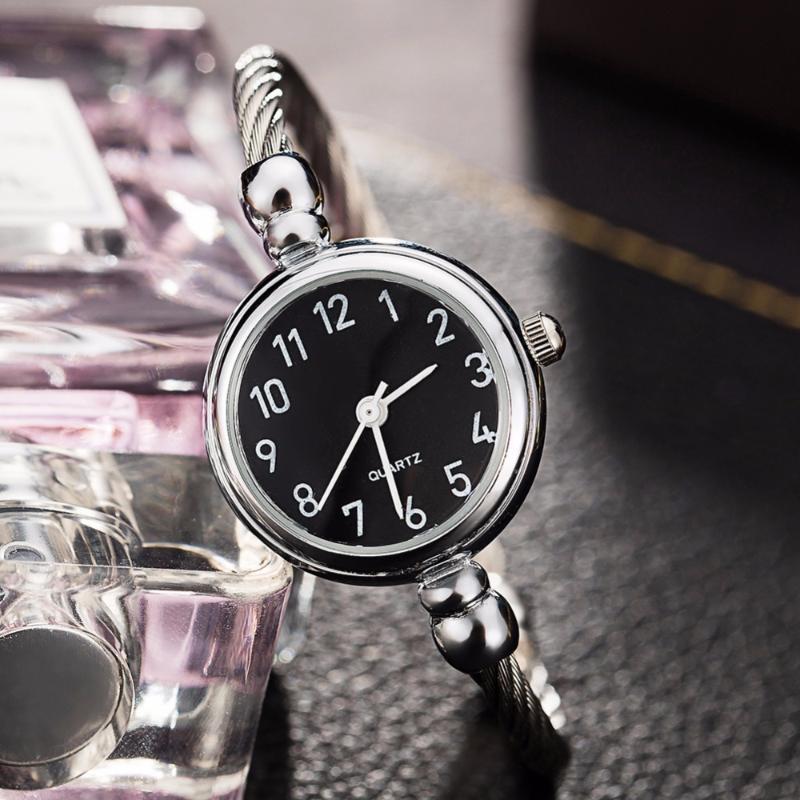Wristwatches CUSSI 2022 Silver Creative Womens Bracelet Watches Luxury Ladies Dress Fashion Alloy Quartz Wristwatch Clock, Silver-black dial
Wristwatches CUSSI 2022 Silver Creative Womens Bracelet Watches Luxury Ladies Dress Fashion Alloy Quartz Wristwatch Clock, Silver-black dial