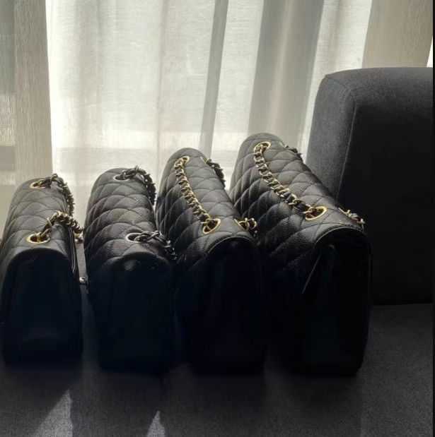 Top 7a+ Quality Womens Bags Purses Caviar Lambskin Classic Quilted Double Flap Medium Size 25cm Chain Handbag Shoulder with Box, Other style contact us
Top 7a+ Quality Womens Bags Purses Caviar Lambskin Classic Quilted Double Flap Medium Size 25cm Chain Handbag Shoulder with Box, Other style contact us