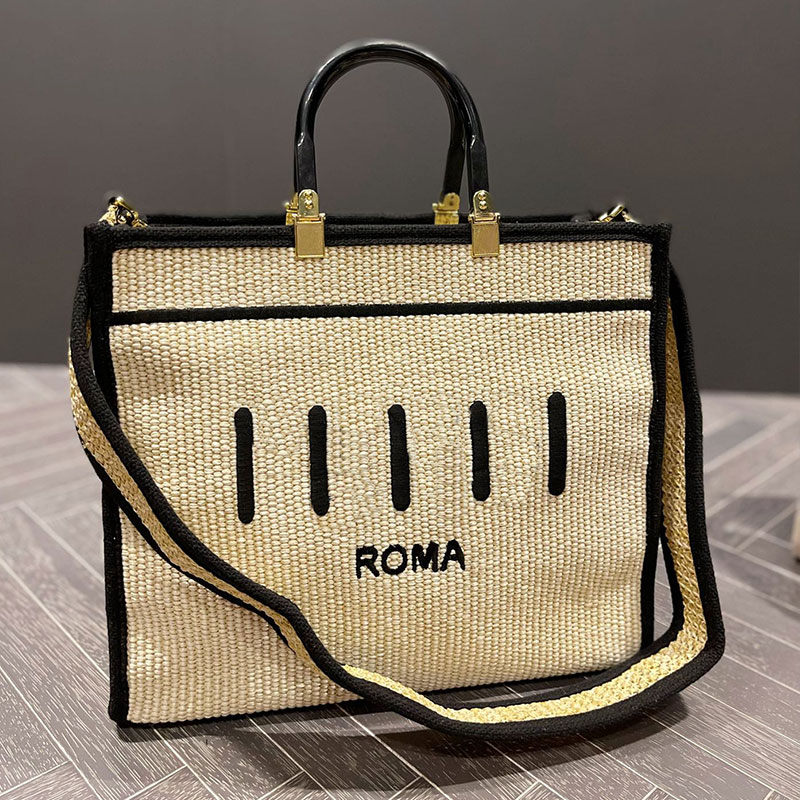 Straw Tote Bag Women Handbags Removable Strap Embroidered Letters Gold Hardware Large Capacity Pocket Sunshine Handbag Purse Summer Beach Bags
Straw Tote Bag Women Handbags Removable Strap Embroidered Letters Gold Hardware Large Capacity Pocket Sunshine Handbag Purse Summer Beach Bags