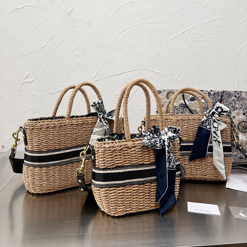 Designer Women Summer Weave Beach Straw Bags Casual Rattan Handbags Wicker Woven Female Totes Large Capacity Lady Buckets high quality Bag Travel Purse, Actual pictures contact me
Designer Women Summer Weave Beach Straw Bags Casual Rattan Handbags Wicker Woven Female Totes Large Capacity Lady Buckets high quality Bag Travel Purse, Actual pictures contact me