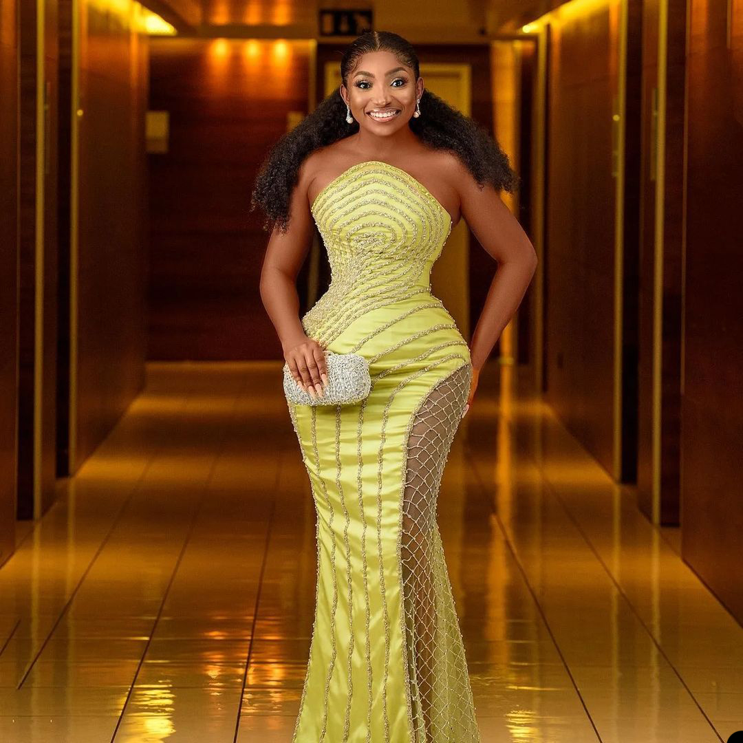 Luxurious Strapless African Dubai Evening Dresses High Split Illusion Mermaid Prom Dress Sequined Lace Formal Party Gowns