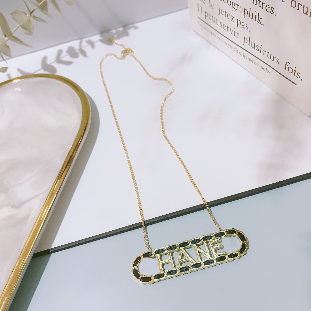 New Style Womens Necklace Choker Chain 18K Gold Plated Stainless Steel Enamel Necklaces Pendant Statement Wedding Jewelry Accessories X096
New Style Womens Necklace Choker Chain 18K Gold Plated Stainless Steel Enamel Necklaces Pendant Statement Wedding Jewelry Accessories X096