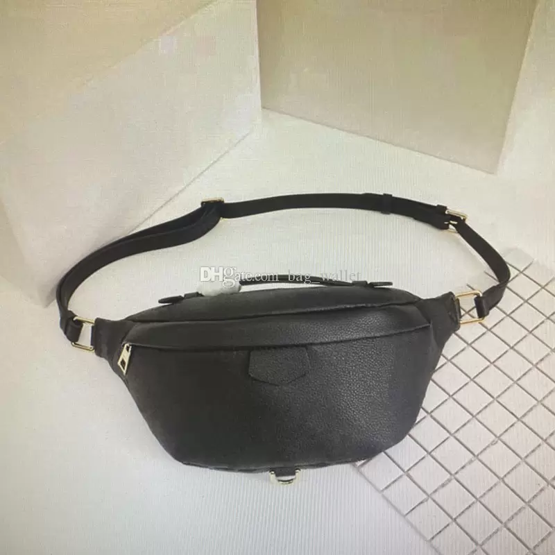 Luxurys Designers BUMBAG Women Bum Bags Mono Belt Waist Purses Chest Bag Fashion Crossbody Classic Woman Cross Body Handbags Empreint Leathe
Luxurys Designers BUMBAG Women Bum Bags Mono Belt Waist Purses Chest Bag Fashion Crossbody Classic Woman Cross Body Handbags Empreint Leathe
