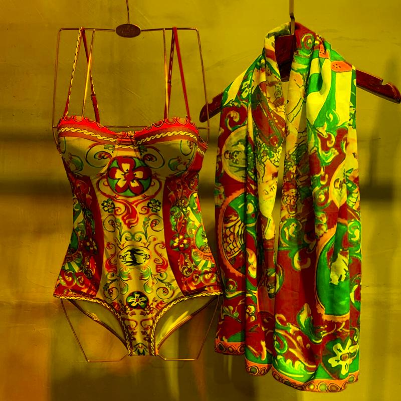 Women' Swimwear Designer Brand Bodysuits Women' Swimsuit Charming Floral Print Summer Beach Holiday Sexy Bodysuit Femme Shawl S127Wome, Orange
Women' Swimwear Designer Brand Bodysuits Women' Swimsuit Charming Floral Print Summer Beach Holiday Sexy Bodysuit Femme Shawl S127Wome, Orange