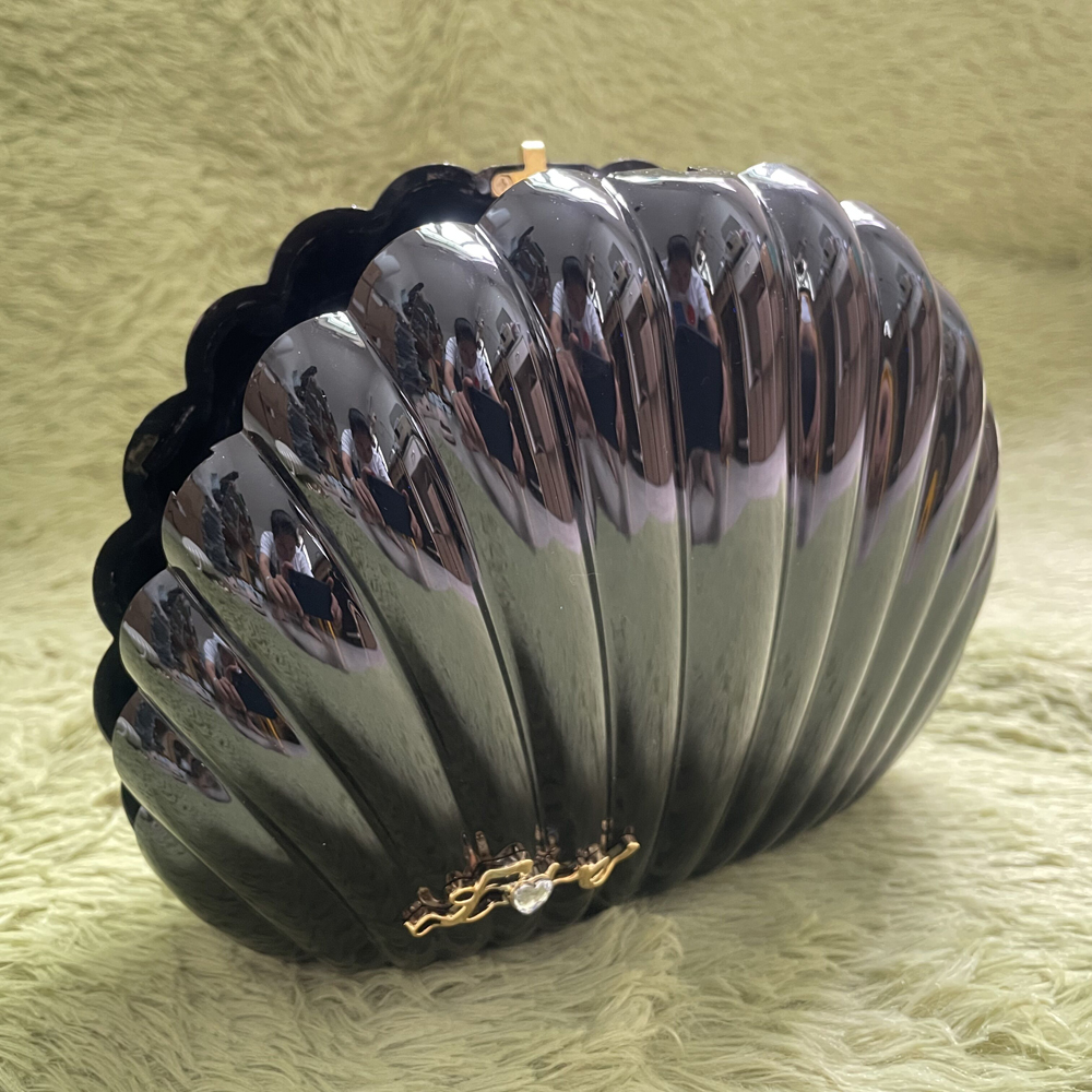 Classic Women Shell Pouch Box Clutch Wallets elegant Lady Evening bags Mobile Phone bag Large Capacity Shoulder Chest Pack Tote Chains Storage box