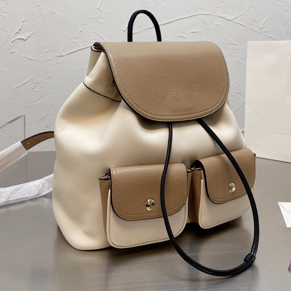 Backpack bag designer bags Lash String Totes Hand Bag Purse Luxury Leather Fashion Cross Body Shoulder High Quality Women Metallic Large, No bags
Backpack bag designer bags Lash String Totes Hand Bag Purse Luxury Leather Fashion Cross Body Shoulder High Quality Women Metallic Large, No bags