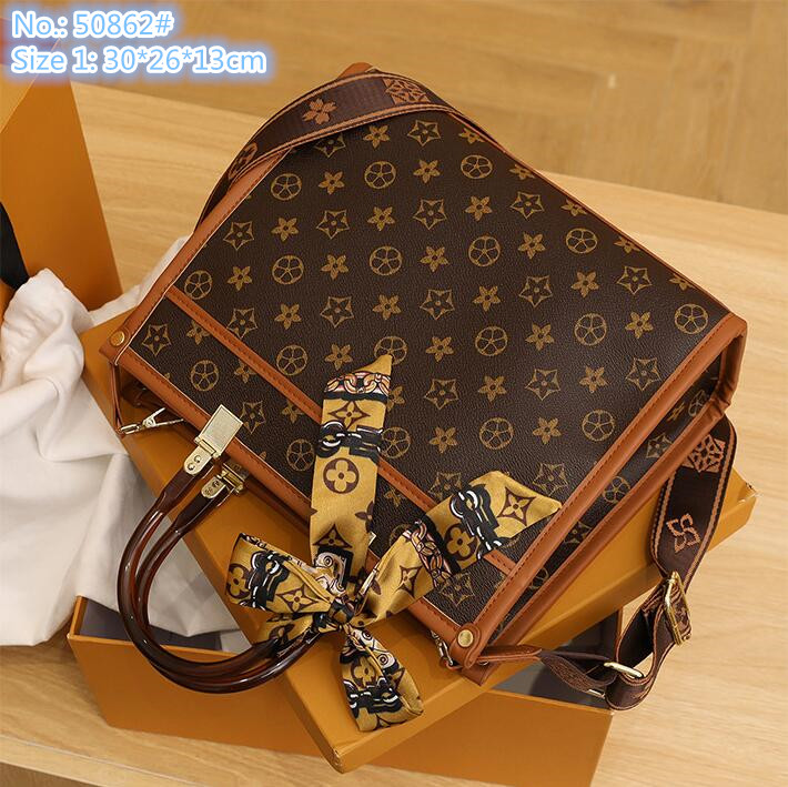 Factory direct ladies leathers bags retro classic printed handbag large capacity contrast leather backpack elegant atmosphere ribbon women handbag, Coffee3-4-8261#
Factory direct ladies leathers bags retro classic printed handbag large capacity contrast leather backpack elegant atmosphere ribbon women handbag, Coffee3-4-8261#