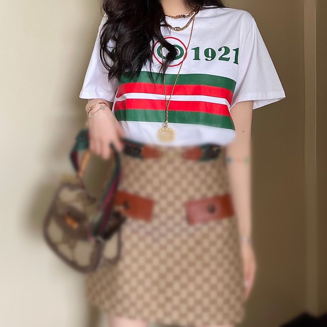 2022 Summer New Style Women 2 Piece Dress Short Sleeve Temperament High Waist Hollow Out Tight Sexy Bodycon brands Women'S Luxury designer t shirt Clothing Sets, C5 high quality
2022 Summer New Style Women 2 Piece Dress Short Sleeve Temperament High Waist Hollow Out Tight Sexy Bodycon brands Women'S Luxury designer t shirt Clothing Sets, C5 high quality