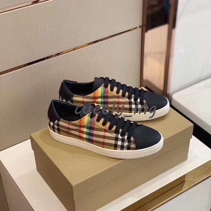 Men's luxury plaid formal casual shoes stripe comfortable sneakers designer classic outdoor flat rubber soles 40-45, Photo color
Men's luxury plaid formal casual shoes stripe comfortable sneakers designer classic outdoor flat rubber soles 40-45, Photo color