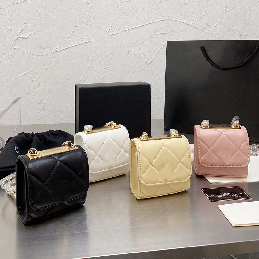 Women Mini Vanity With Classic Flap Bags Quilted Gold Chain Crossbody Trunk Lambskin Trendy Top Genuine Leather Totes Matelasse Lady Girl Cosmetic Case Handbag 11CM, Pink
Women Mini Vanity With Classic Flap Bags Quilted Gold Chain Crossbody Trunk Lambskin Trendy Top Genuine Leather Totes Matelasse Lady Girl Cosmetic Case Handbag 11CM, Pink