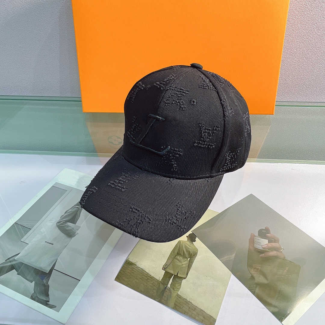 Hat Luxury Designers Hats classic style for men and women fashion Embroidered Baseball Cap simple leisure sun visor cap duck tongue caps, Box
Hat Luxury Designers Hats classic style for men and women fashion Embroidered Baseball Cap simple leisure sun visor cap duck tongue caps, Box