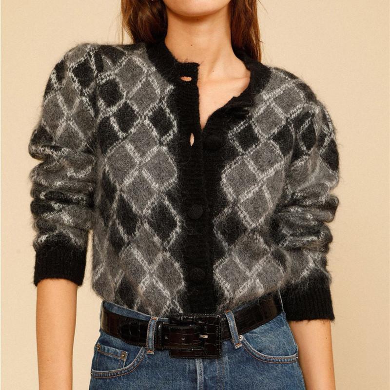 Women's Knits & Tees Women Single Breasted Knit Cardigans Plaid Jacquard Mohair O-Neck Ladies Vintage Knitted Sweaters Tops 2022 AutumnWomen, Black
Women's Knits & Tees Women Single Breasted Knit Cardigans Plaid Jacquard Mohair O-Neck Ladies Vintage Knitted Sweaters Tops 2022 AutumnWomen, Black