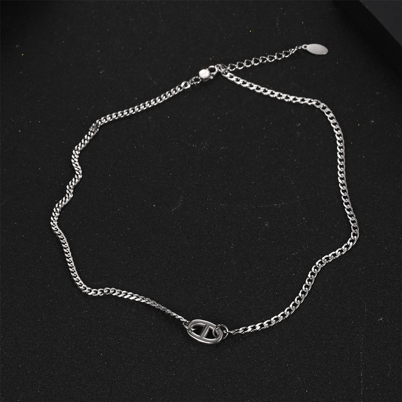 Titanium Steel Necklace Niche Design Sense Senior Temperament Female Pendant Necklaces