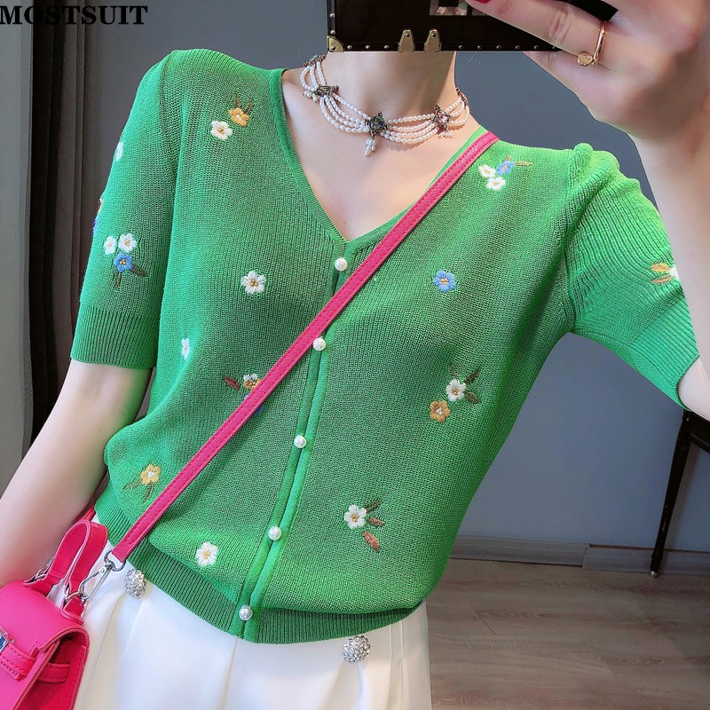 Summer Floral Embroidery Knit Cardigan Sweater Women Elegant Vintage Ladies Tops Short Sleeve V-neck Female Korean Knitwear 2022, White
Summer Floral Embroidery Knit Cardigan Sweater Women Elegant Vintage Ladies Tops Short Sleeve V-neck Female Korean Knitwear 2022, White