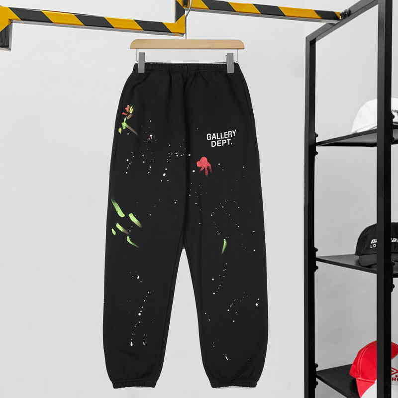 Street fashion GD Galery dept color painted men's and women's same loose casual legged sports pants, Black
Street fashion GD Galery dept color painted men's and women's same loose casual legged sports pants, Black