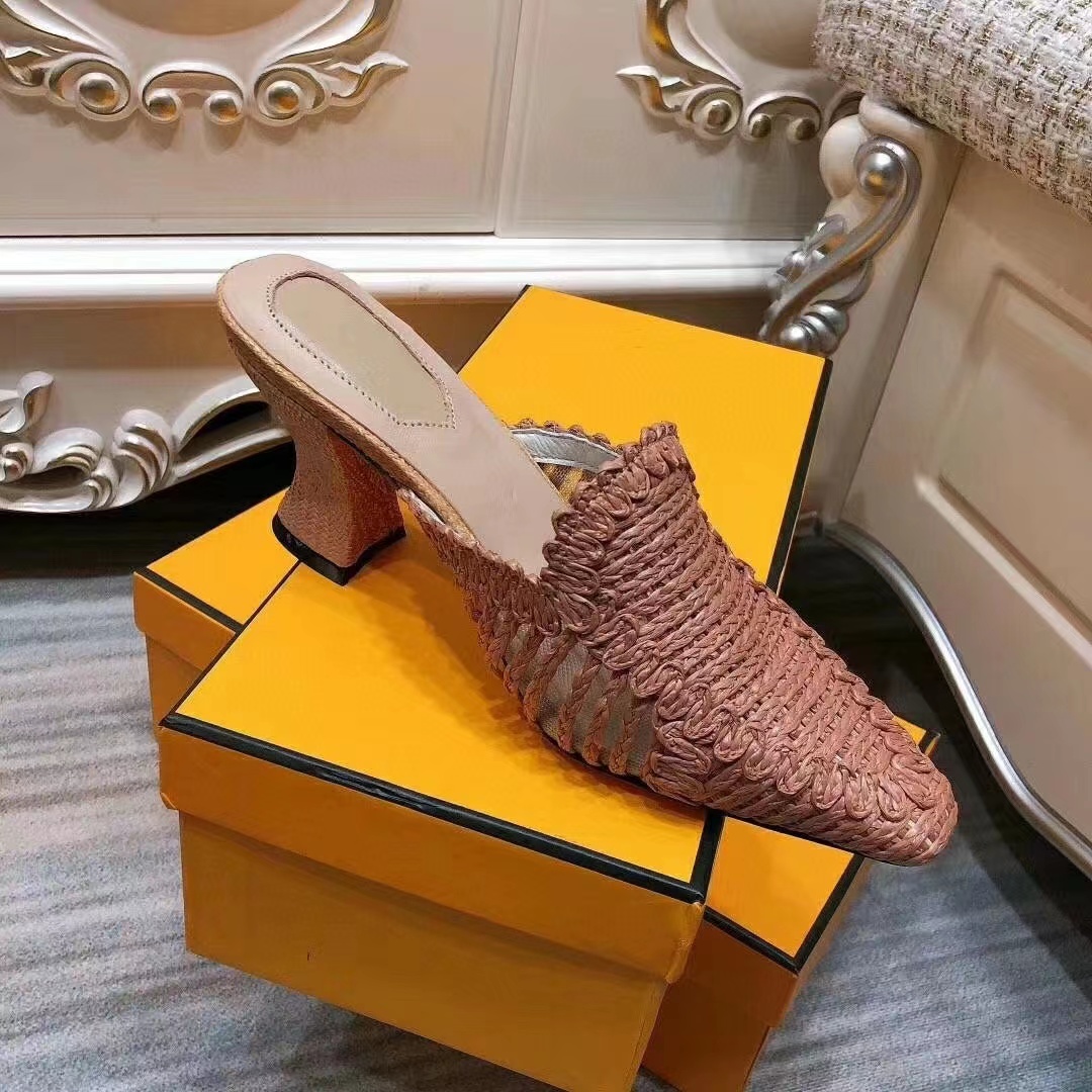 Mature Summer Top Luxury Weave Shallow Woman Slippers Morden Slippers Square-Toes Strange Style Outdoor Slippers, As pic
Mature Summer Top Luxury Weave Shallow Woman Slippers Morden Slippers Square-Toes Strange Style Outdoor Slippers, As pic