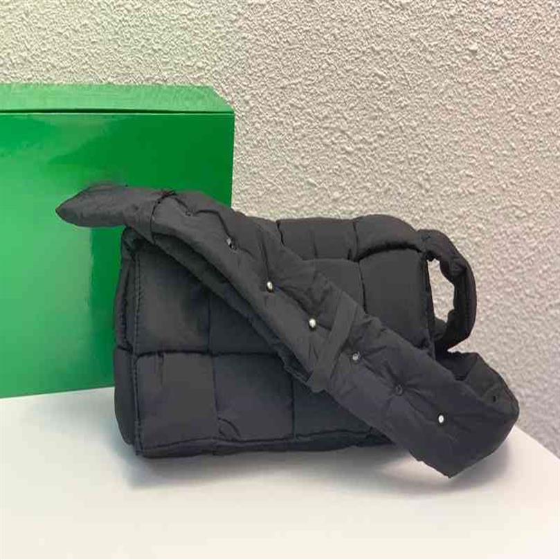 Handbags Venetas Designer Bottegas Hand Style Vibe Woven Nylon Diagonal Bag Kenjima Same Versatile Shoulder Bag Men's and Wom2774, Green
Handbags Venetas Designer Bottegas Hand Style Vibe Woven Nylon Diagonal Bag Kenjima Same Versatile Shoulder Bag Men's and Wom2774, Green