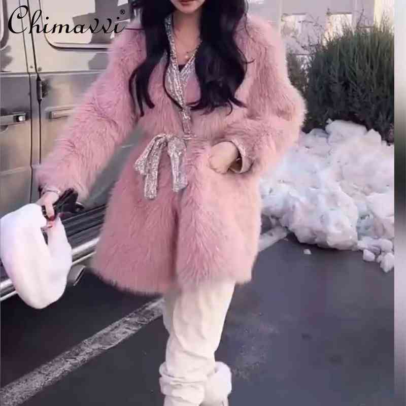 2022 Winter Female Toka Double Face Wool Leather Embroidery Sequins Fur Coat Women European Fashion Elegant Casual Trend Jacket T220810, Black
2022 Winter Female Toka Double Face Wool Leather Embroidery Sequins Fur Coat Women European Fashion Elegant Casual Trend Jacket T220810, Black