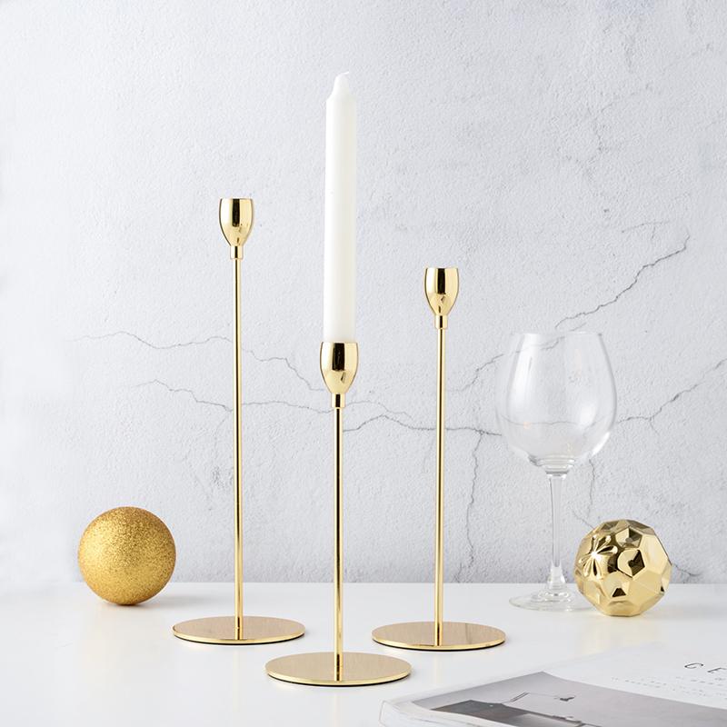 Candle Holders Nordic Style Gold-Plated Iron Candlestick Dining Table Romantic Holder Home Restaurant Decorative Stands
Candle Holders Nordic Style Gold-Plated Iron Candlestick Dining Table Romantic Holder Home Restaurant Decorative Stands