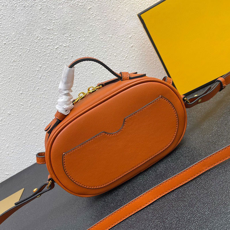 camera bags cowhide splicing Ladies Shoulder Crossbody Bag Classic Brand womens Purse Small Square Bag simple casual all-match, Red
camera bags cowhide splicing Ladies Shoulder Crossbody Bag Classic Brand womens Purse Small Square Bag simple casual all-match, Red