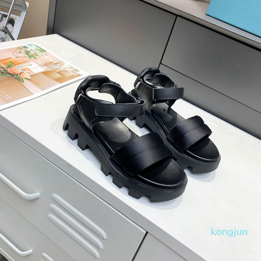 Fashion-Designer womens Sandals Leather casual Platform platform casual shoes, Black
Fashion-Designer womens Sandals Leather casual Platform platform casual shoes, Black