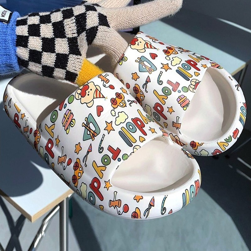 Summer Beach Slides Women Men Casual Slippers Sandals Flip Flops Cartoon Bear Dog Lion Thick Sole Home Outdoor Bathroom Shoes 220408