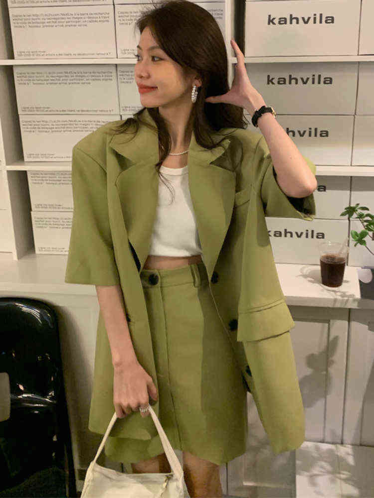 Korean Chic Two Piece Set Womens Outfits Short Sleeve Blazer Jacket High Waist Mini Skirt Fit Ensemble Femme 2 Pieces Summer J220813, One set
Korean Chic Two Piece Set Womens Outfits Short Sleeve Blazer Jacket High Waist Mini Skirt Fit Ensemble Femme 2 Pieces Summer J220813, One set