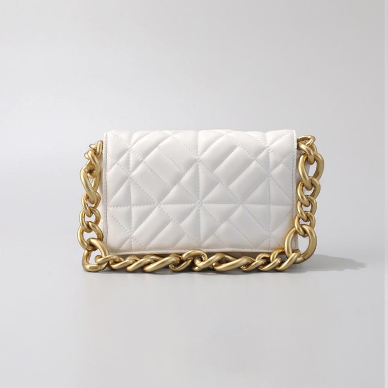Evening Bags Chic Ladies Shoulder White Bag Small Flap Women Trendy 2022 Gold Metal Chain Soft PU Handbags For Luxury Designer HandbagEvenin, Black
Evening Bags Chic Ladies Shoulder White Bag Small Flap Women Trendy 2022 Gold Metal Chain Soft PU Handbags For Luxury Designer HandbagEvenin, Black